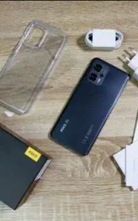 گوشی مشکی poco x4 gt