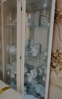 بوفه چراغ دار پشت آینه نو