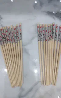 چاپستیک چوبی
