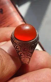 انگشتره ای کهنه وکلکسیونی