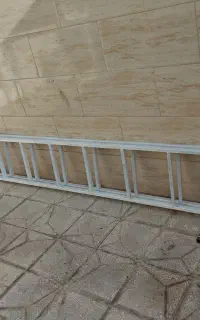 نردبان سه و چهار متری
