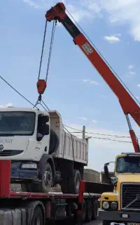 خدمات جرثقیل سبک و سنگین شبانه روزی