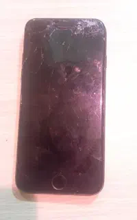 ایفون ۷ برد سالم