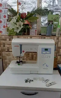 چرخ خیاطی ژانومه تنوع بالا استوک دبی