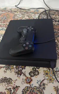 دستگاه ps4 slim 1TB در حد نو