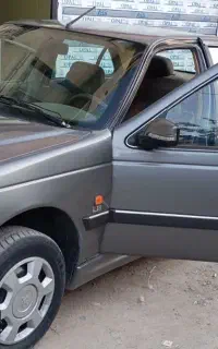 پژو پارس مدل 93تازه تعمیر متور جدید