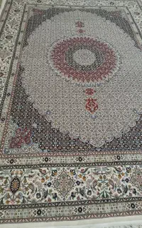 فرش دستبافت ۹ متری