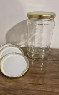 بانکه شیشه ای