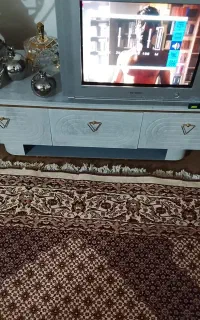میز تلویزیون نو و سالم