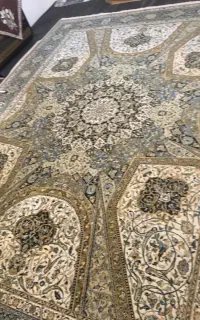 فرش ماشینی ۱۲ متری است