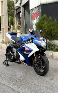 gsx 1000 cbr mt 1300 r1 gsxr