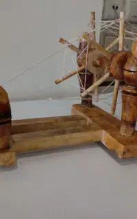 چرخ ریسندگی سنتی در ابعاد کوچک متوسط. و بزرگ