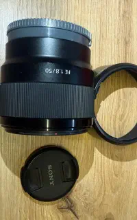 لنر سونی 50  f1.8