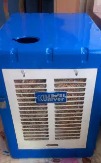 کولرآبی مارک‌ univer