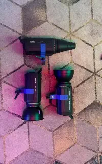 3 تا فلاش ۳۰۰ آتلیه ای متل mettle