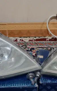 کله چراغ تیبا و یک جفت لامپ سو پایین