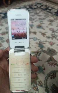 گوشی آلکاتل