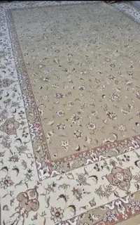 فرش حسنی/۳تخته قالی ۱۲متری یه طرح فرش مشهد