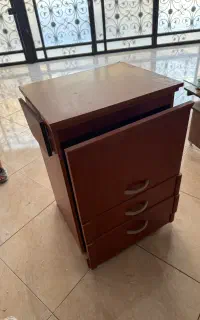 میز چرخ خیاطی