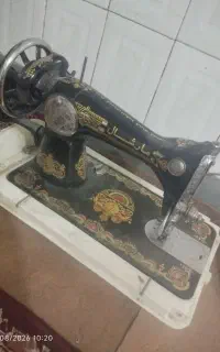 چرخ خیاطی شیر نشان