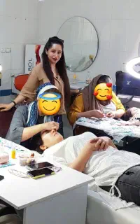 تخفیف کاشت مژه و لیفت مژه و ابرو