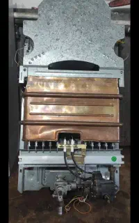 آبگرمکن دیواری ۴۲۱۸آیونایز