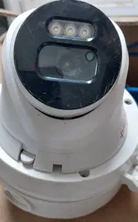 دوربین مداربسته و دزدگیربا وسایل سیم کشی