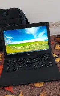 لپ تاپ دل i5 نسل ۷ با ssd قیمت مناسب با کیف و موس