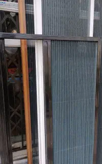 خدمات درب و پنجره دوجداره upvc توری