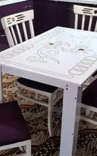 میز نهارخوری ۴ نفره