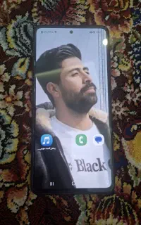 یک عدد گوشی  52s