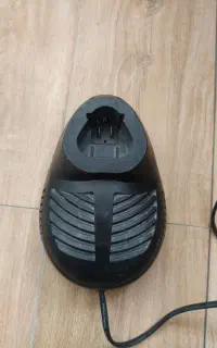 شارژر باتری رونیکس