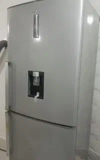 یخچال در حد نو کم کار
