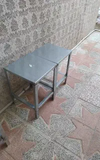 چهارپایه فلزی محکم