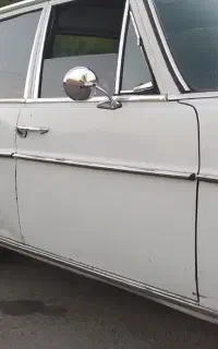 سواری بنز ۲۲۰مدل ۱۹۷۲