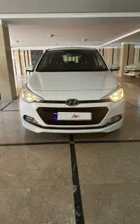 هیوندا i20