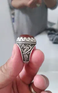 اگشتر نقره با نگین عقیق خرمایی