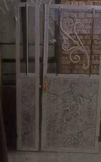 درب ورودی خانه بدونه چهار چوب