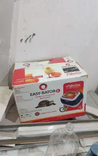 دستگاه جوجه کشی