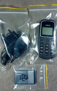 نوکیا قدیمی اصلی(ساعت گویادار)