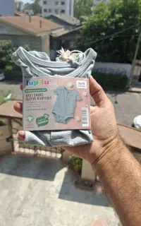 لباس بچگانه