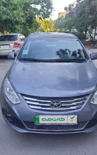 جک J4 خاکستری مدل 1401 با ضمانت کارنامه