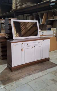 کنسول اینه