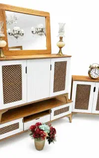 کنسول با اینه مستطیل