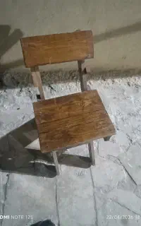 میز و صندلی چوبی