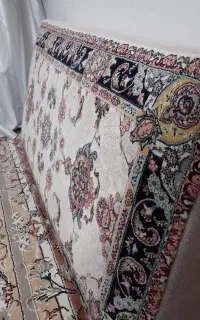 پشتی قالیچه ای