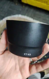 تعدادی لوازم مربوط به عکاسی و ضبط صدا