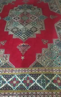 دو عدد قالی ۱۲ متری،اولی رنگ قرمز ۴ میلیون