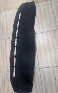 رو داشبورد پژو مشکی