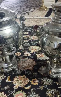دوتا سماور یکی دوازده لیتری یکی ۶یا ۵لیتری